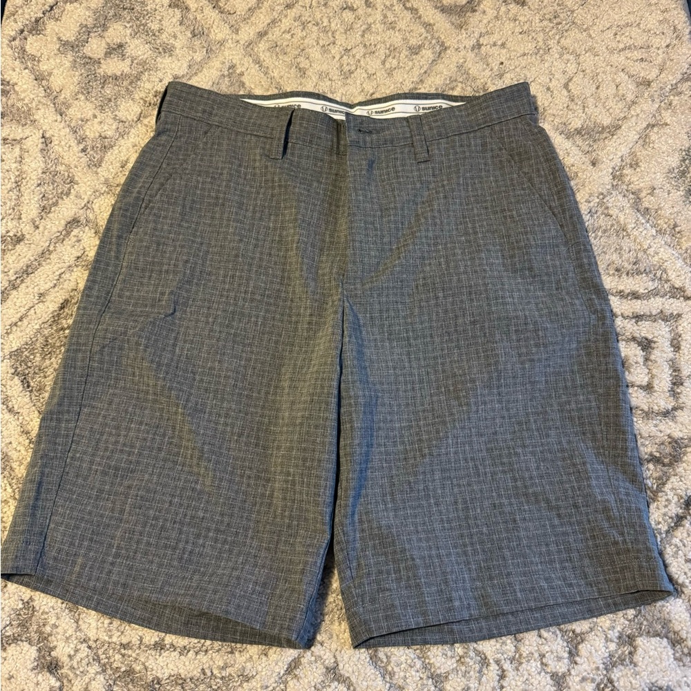 Sunice Men's Gray Checkered Golf Shorts